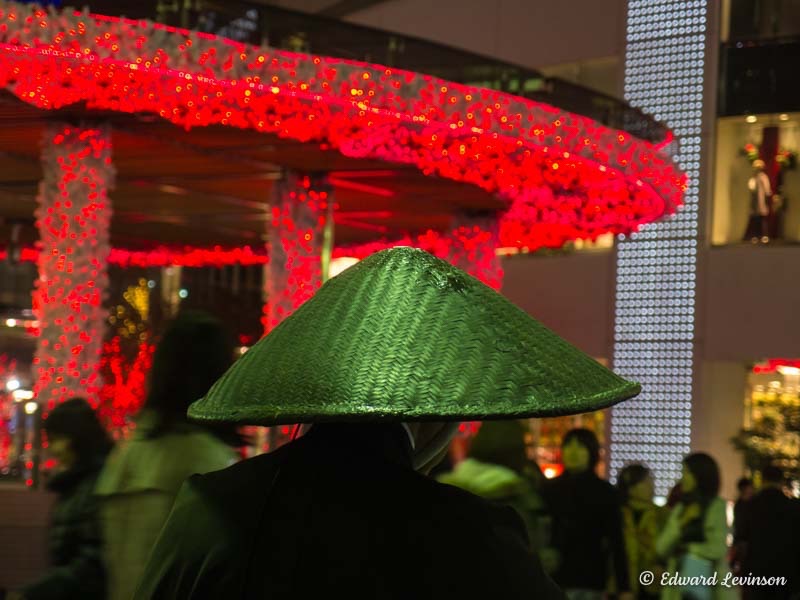 Edward_Levinson yurakucho monk-283816